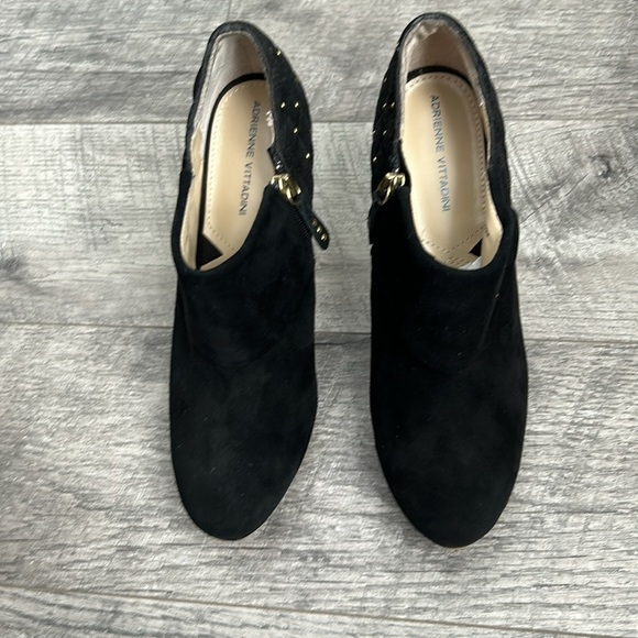 Adrienne Vittadini Suede Heel Ankle Booties  with gold studs Women size 8.5 - Picture 5 of 15